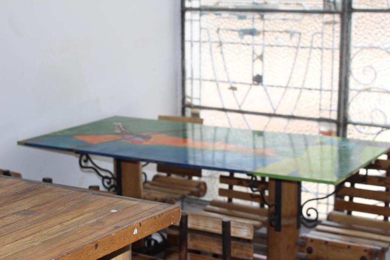 Hostal Cafe San Bernabe โบโกตา ภายนอก รูปภาพ